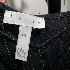 Leith Black Pinstripe Top - XXL